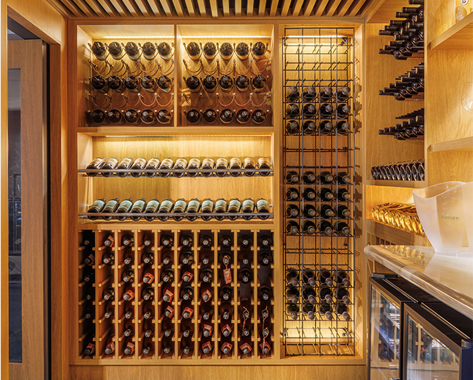 ADEGAS SHOWROOM - AMPLA VINHOS